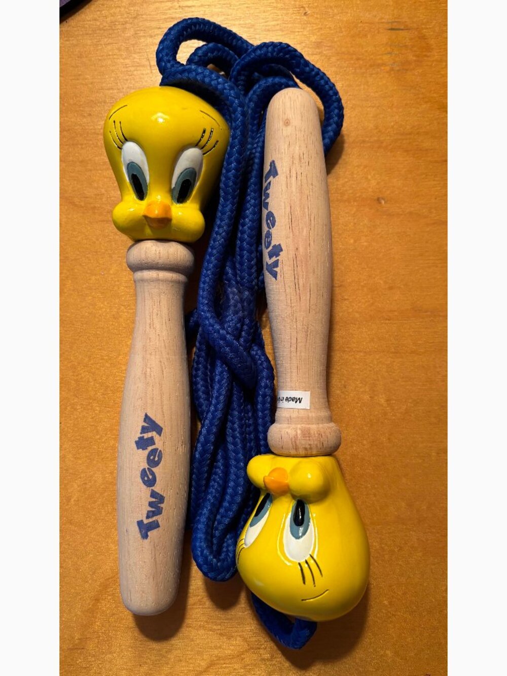 Vintage 1996 Looney Tunes Tweety Jump Rope